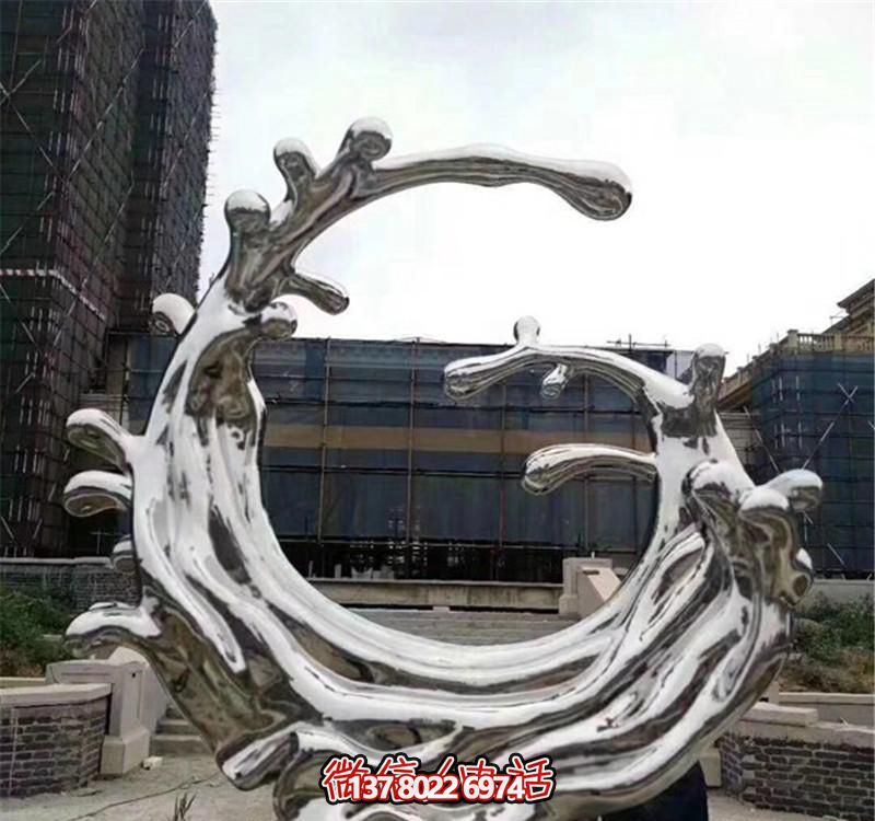 精美不銹鋼浪花雕塑，點綴小區(qū)裝飾