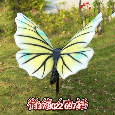 創意玻璃鋼蝴蝶雕塑，給商場帶來新鮮感